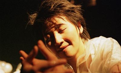 《一條失暈魚在失樂園中失天獨厚》（游靜 、黃志恆），「女兒戲」, 香港藝術中心，2001