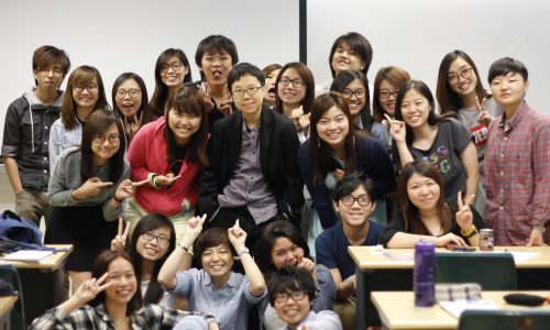 與嶺南大學學生，香港，2015，攝影：Ryan Lai